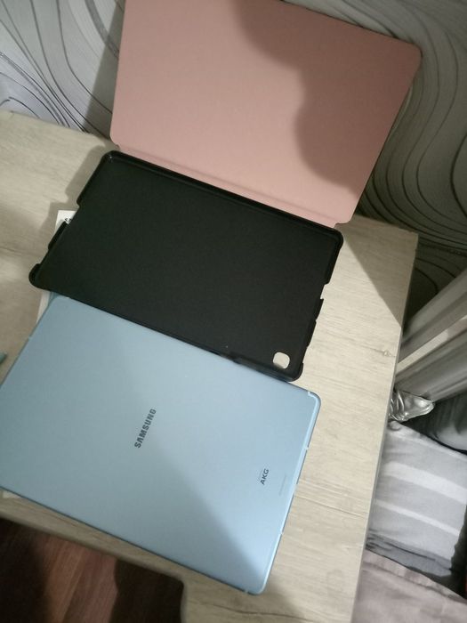 Samsung Tab Lite S6 планшет сотилади.