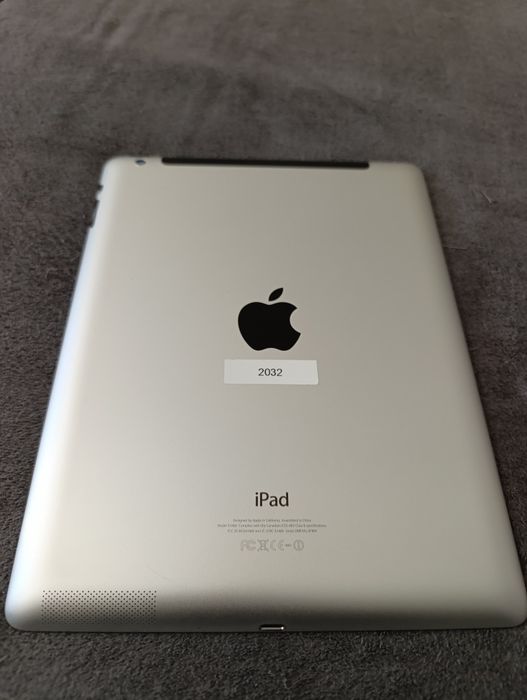 Продавам ipad 4-та генерация