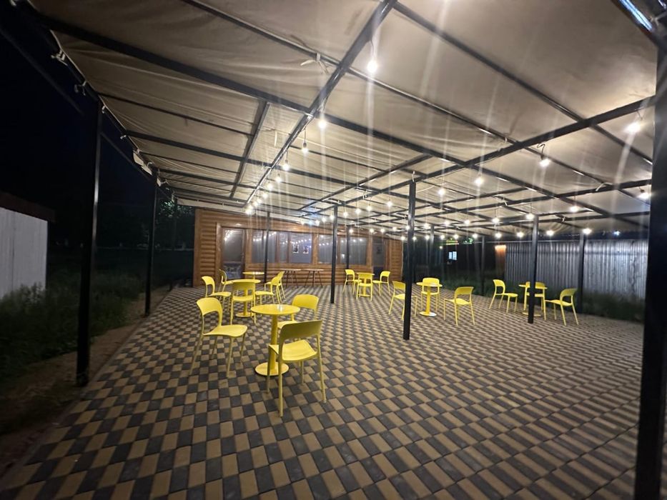 Продаётся летнее кафе в Центральном парке!