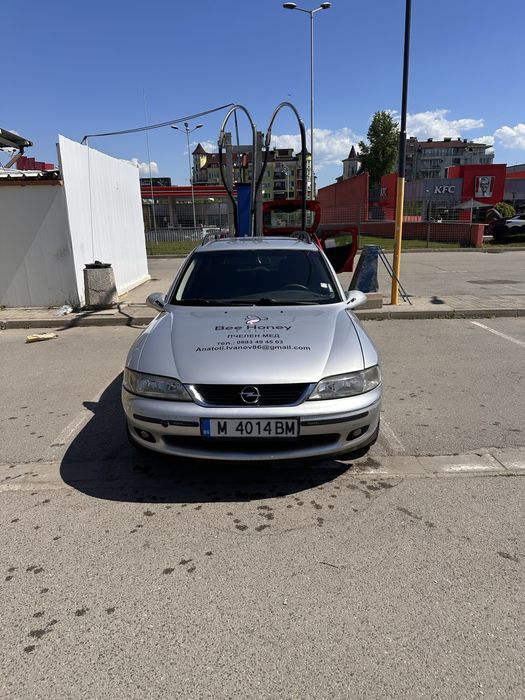 Опел Вектра Б фейслифт 2000 година