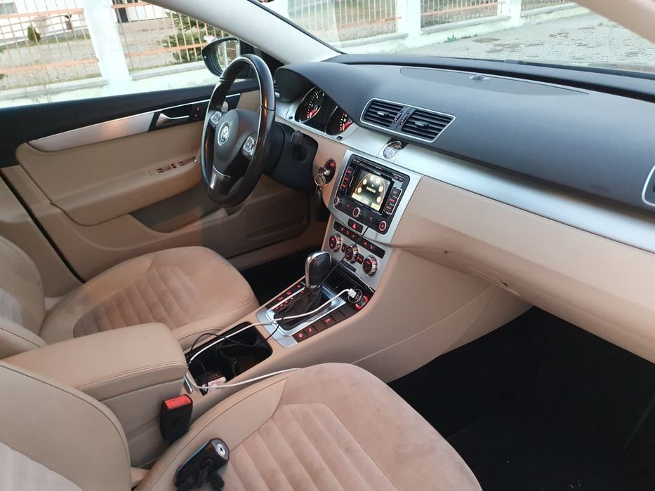 VOLKSWAGEN Passat 2012 — imagine 5