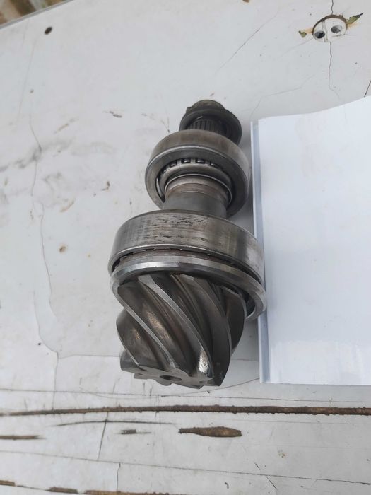 Grup punte spate Coroana cu Pinion Sprinter 2000-2006