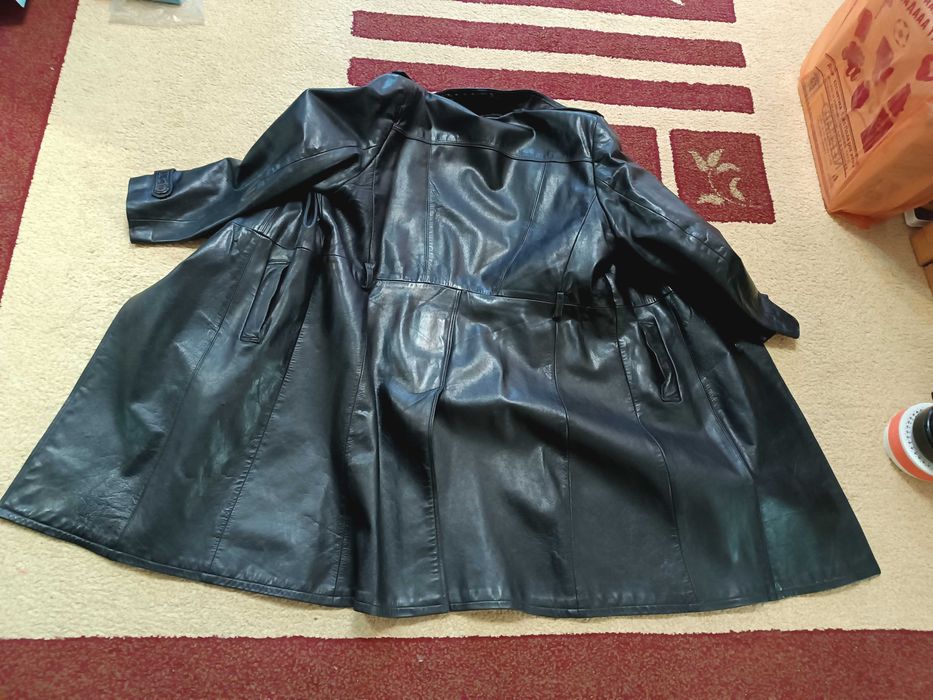 Плащ кожаный мужской