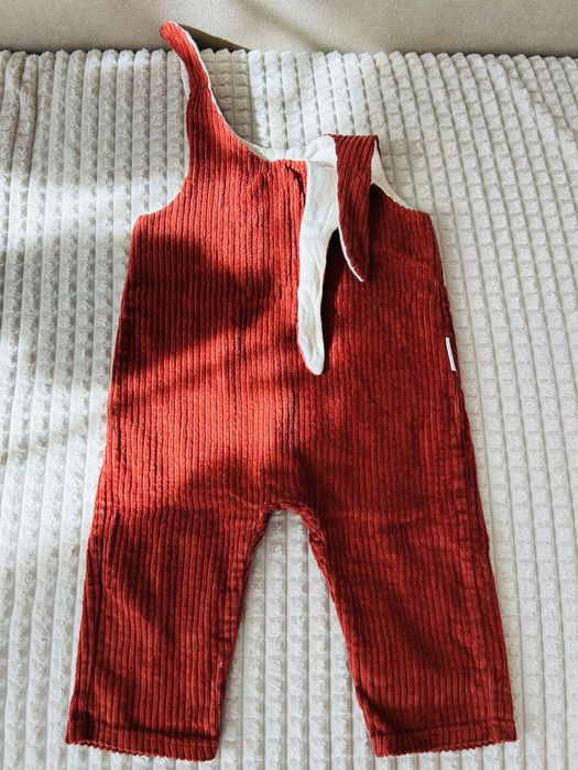 Salopeta handmade din catiea si bumbac.