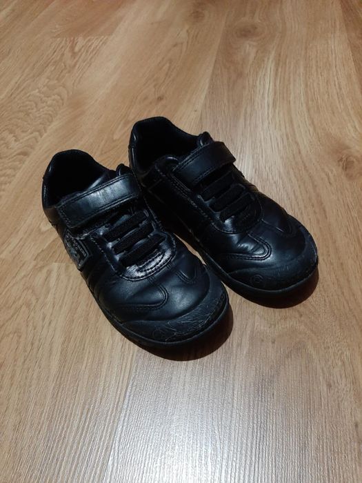 Детски обувки Clarks 30 номер, естествена кожа – отлично състояние