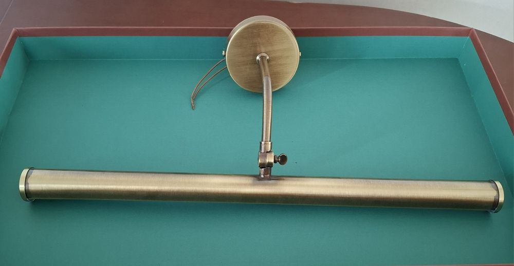 Продам настенный бра!