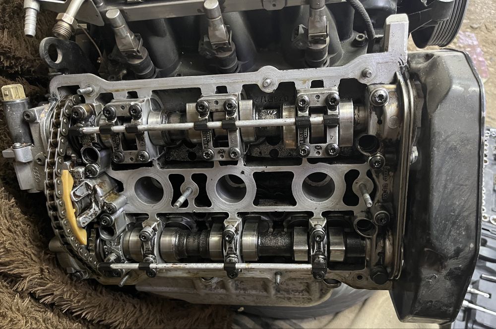 Двигатель по запчастям Audi A6C5 2.4 ALF