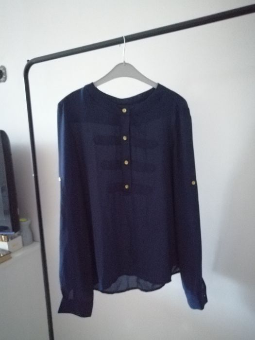 Продам двойки, платья, рубашки