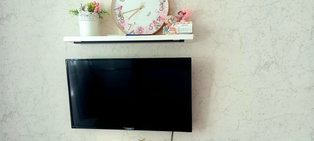Продам телевизор PHILIPS Smart