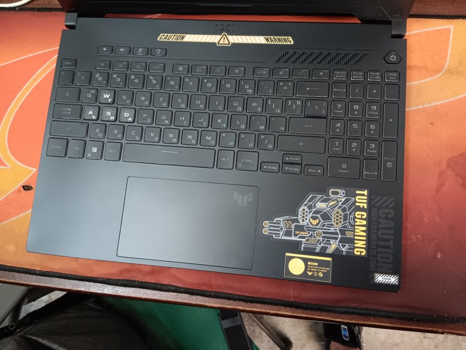 ASUS TUF A15 ryzen 7 4060 RTX