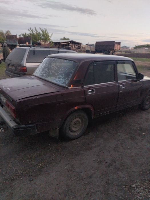 Ваз 2107 продам.