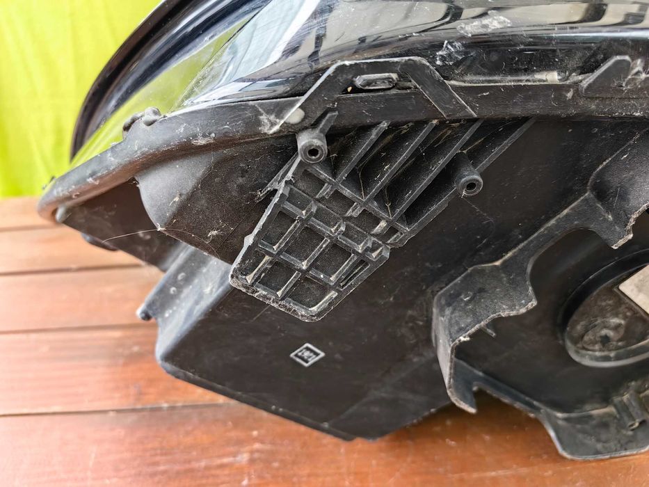 Фар за Opel Grandland / Опел Грандленд