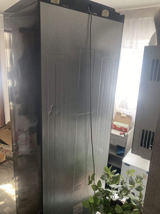 Продам холодильник Samsung