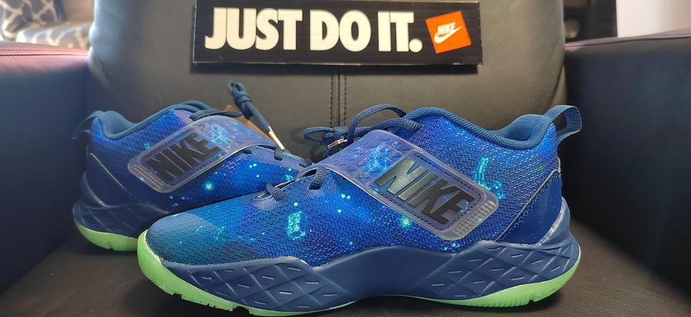 Nike Team Hustle Lego, номер 39