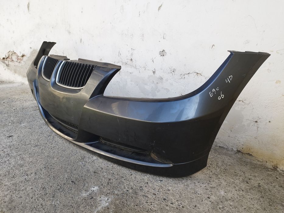 Продавам 2бр предни брони за БМВ E-90