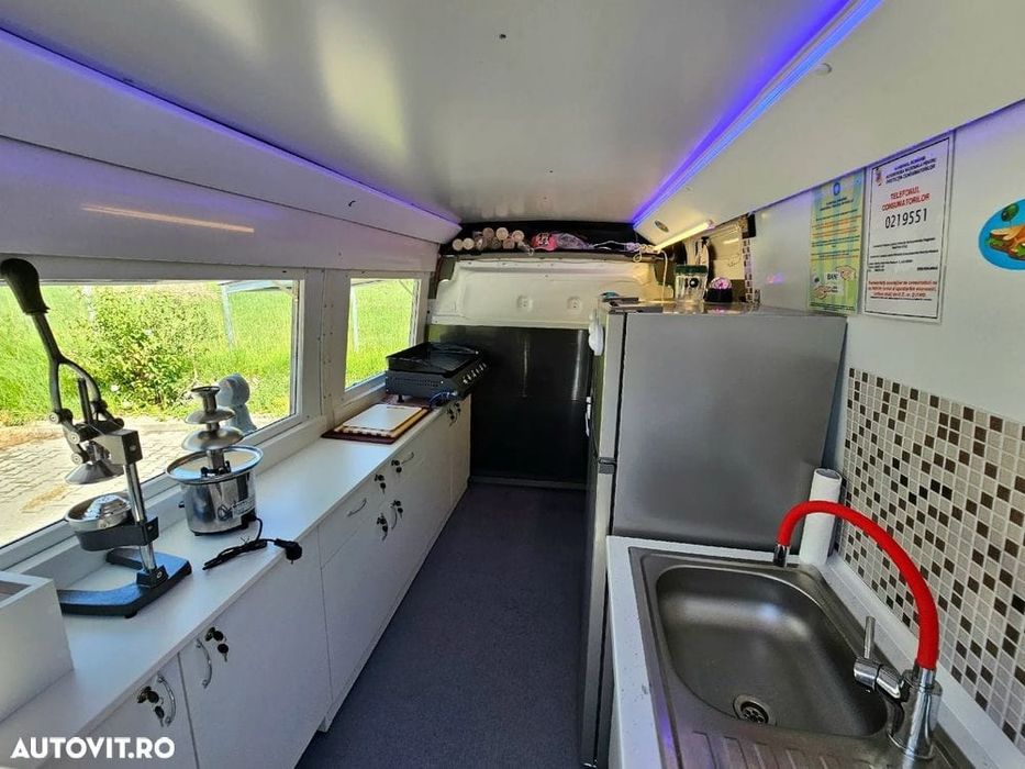 Opel Movano Food Truck 1.9 Diesel 2008 – complet amenajat și echipat