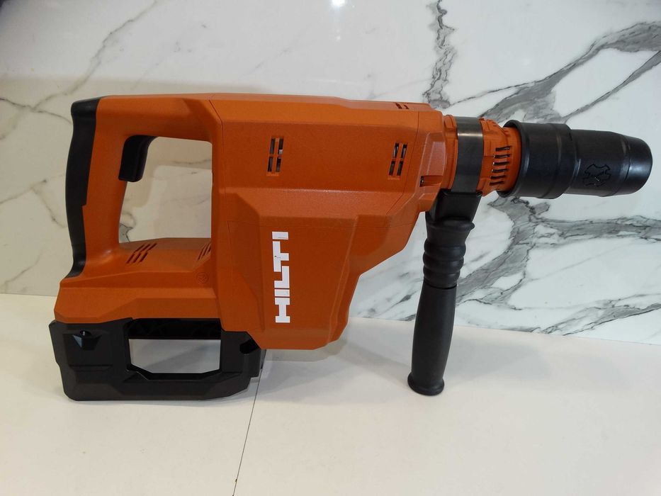2025 - Hilti TE 50 - 22 / NURON - Ударо пробивна машина