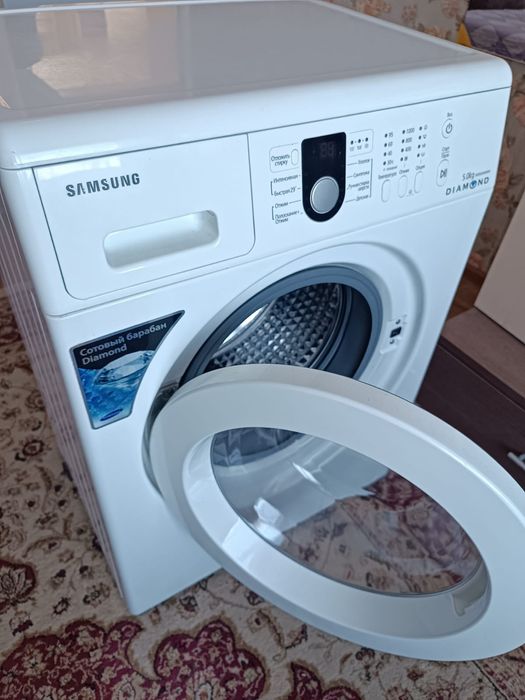 Стиральная машинка автомат