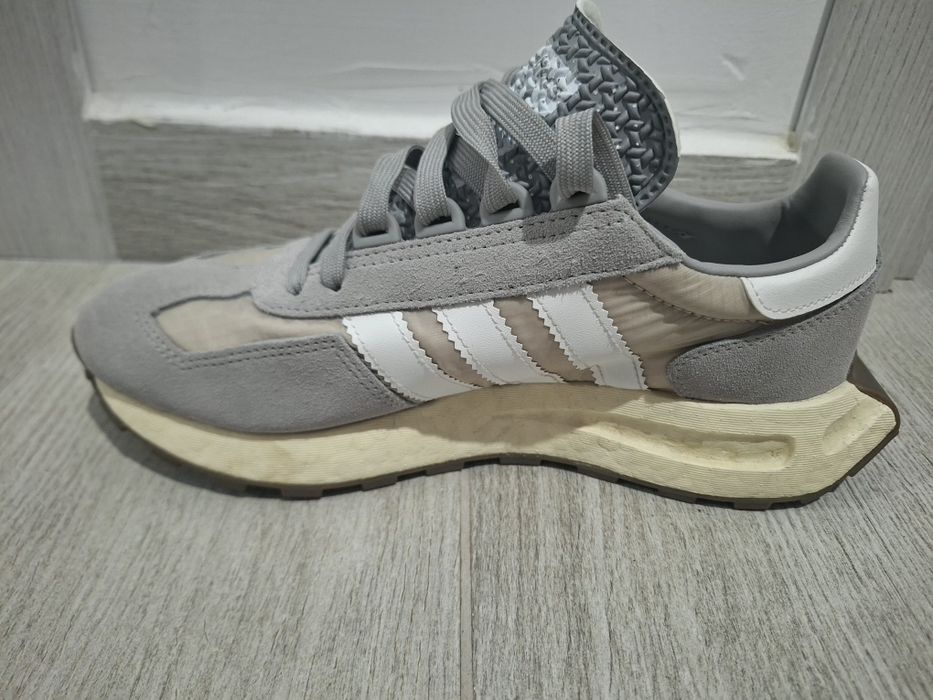 Vând adidasi Adidas originali