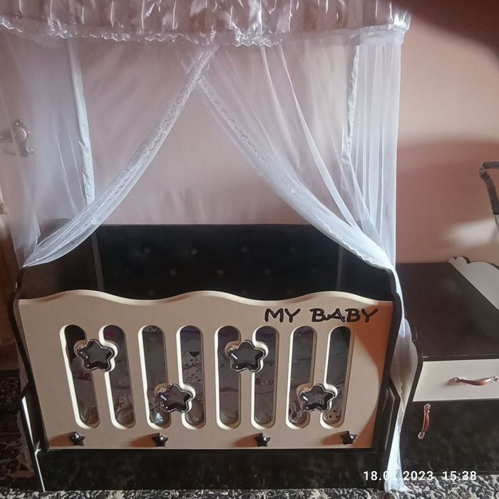 Болалар кровати сотилади