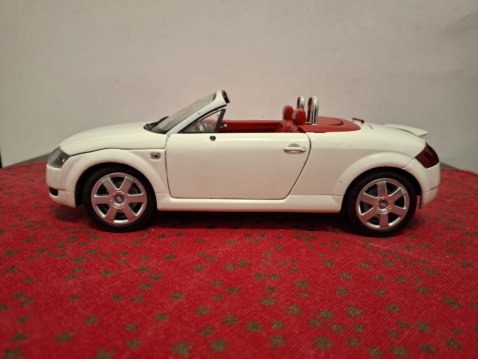 Macheta Audi TT,scara  1/18