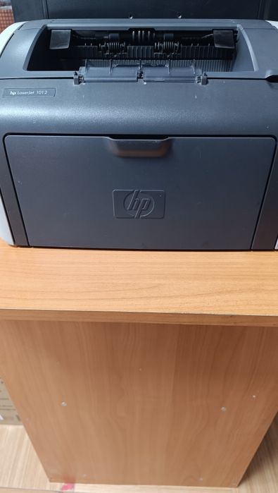Продам принтер А4 HP LaserJet 1012
