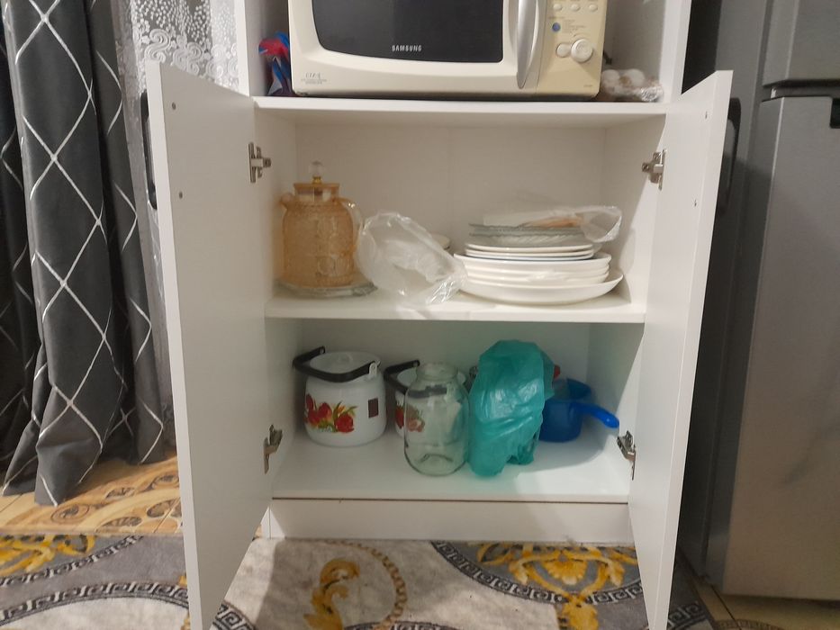 Продаётся шкаф  кухни