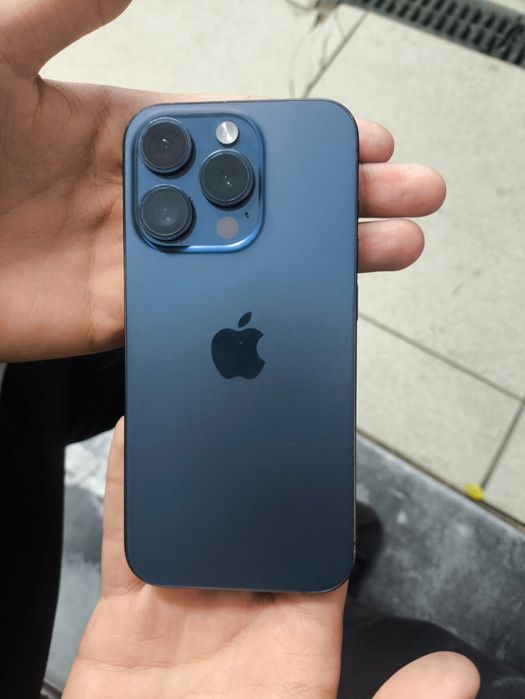 Продам iphone 15 pro