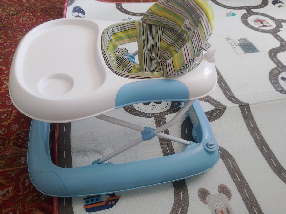 Продаётся ходунок детский