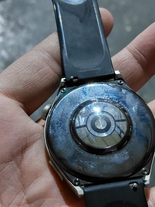 Продаётся смарт часы Huawei watch pro 3