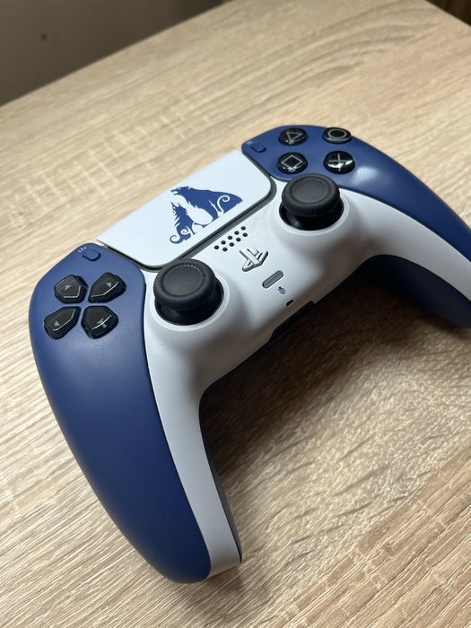 Контролер God of war limited edition ps5