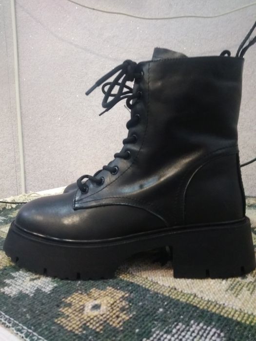 Ботинки зимние новые