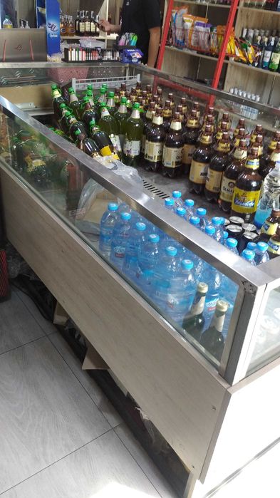 Витринный холодильник