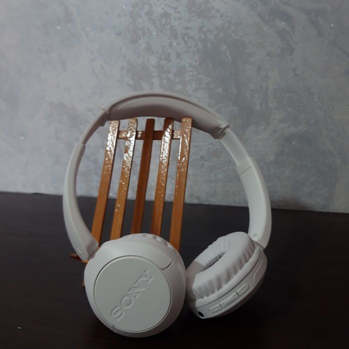 sony naushnik, yangi!