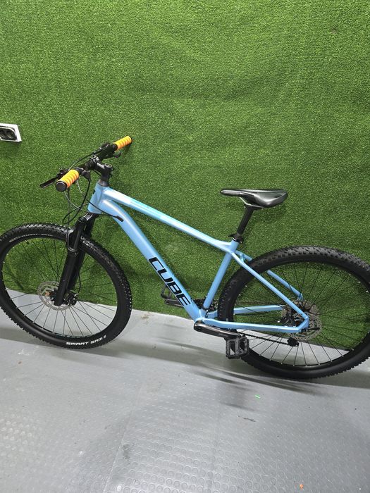 Cube access race 29 планински алуминиев велосипед RockShox air