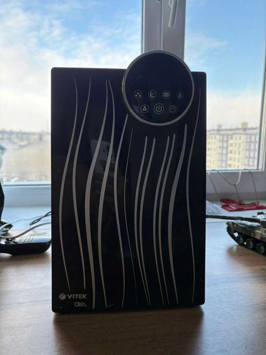 Продам увлажнитель воздуха Vitek