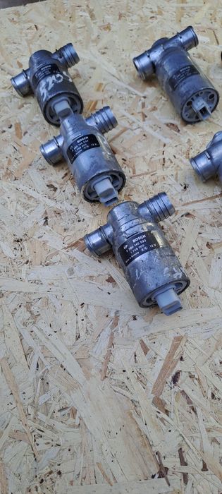 Датчик холостого хода бмв е34