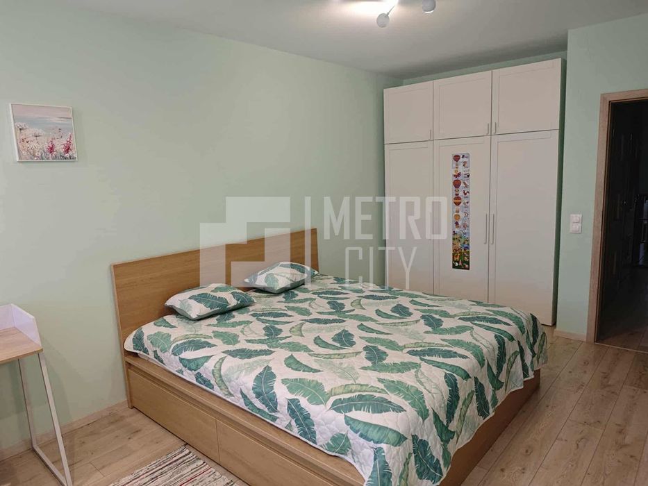 Продава се Тристаен апартамент в София, Младост 2 - 100 кв.м за 11 €/кв.м - Снимка #6