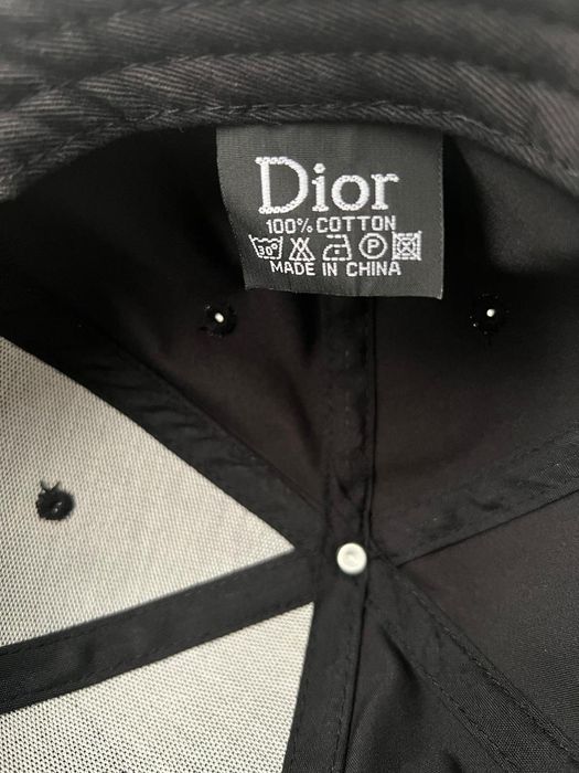 Продам кепку Dior