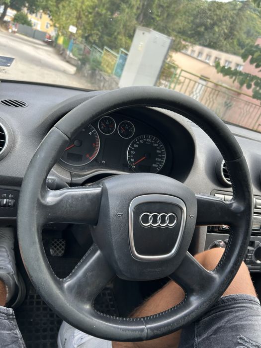 Волан с еърбег за Audi A3 8P (2003-2012)