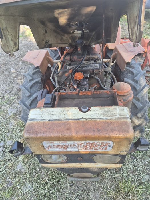 Vând tractor pasquali