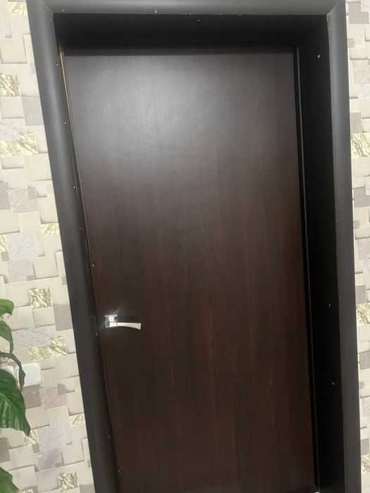 Продам межкомнатные двери