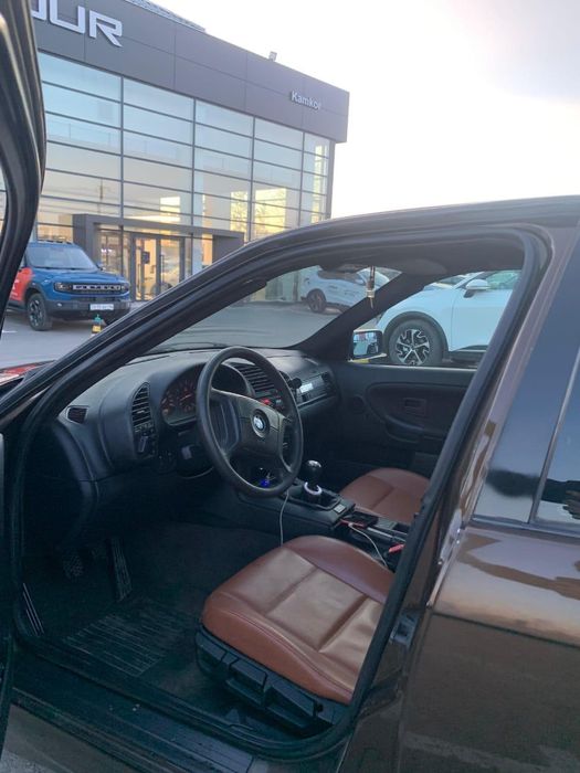 Продам бмв е36 ,