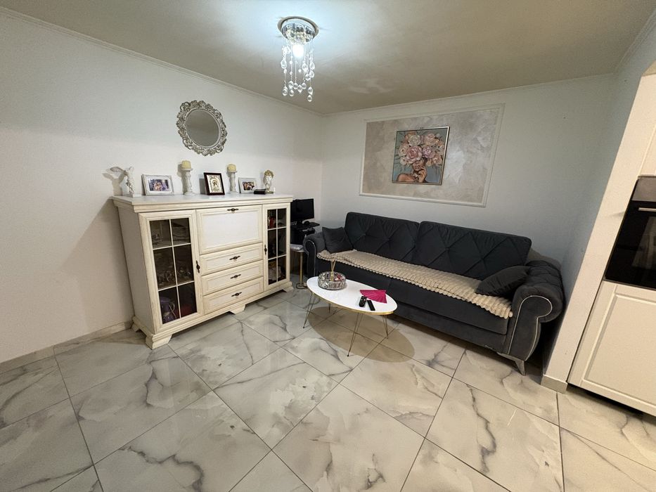 De vanzare casa P+1