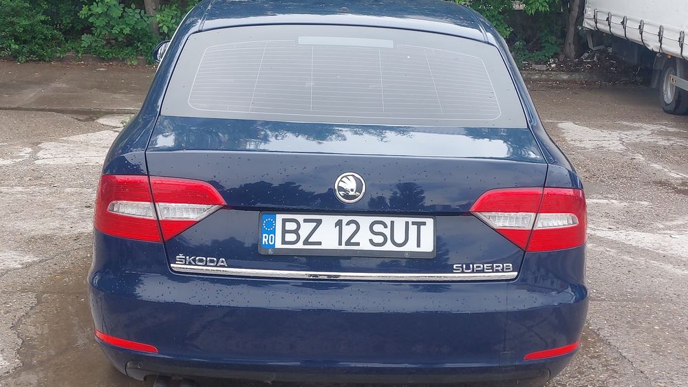 SKODA Superb 2014 — imagine 5