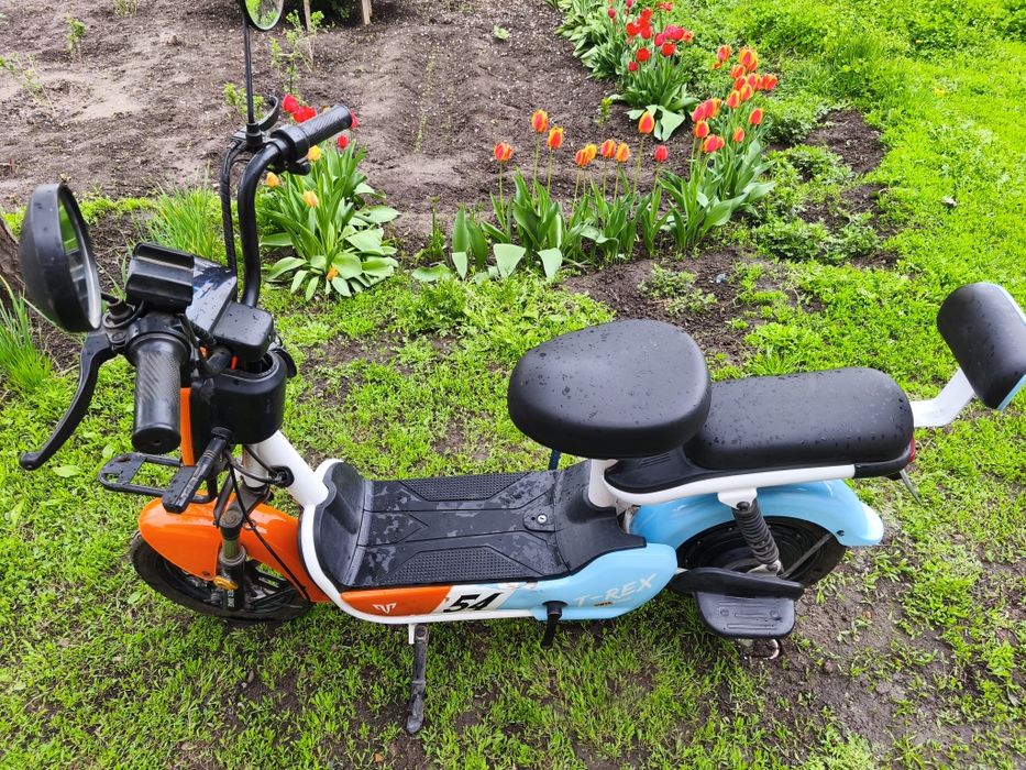 Продам электро скутер t-rex
