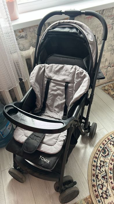 Коляска Tomix продам