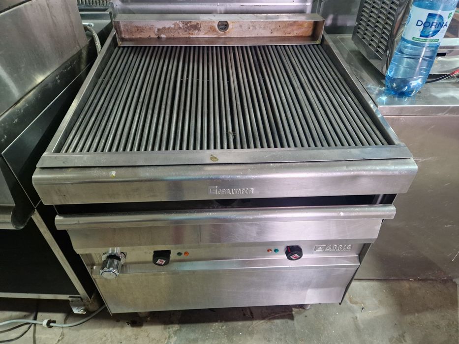 Gratar gaz sau curent cu banc, din inox, de putere