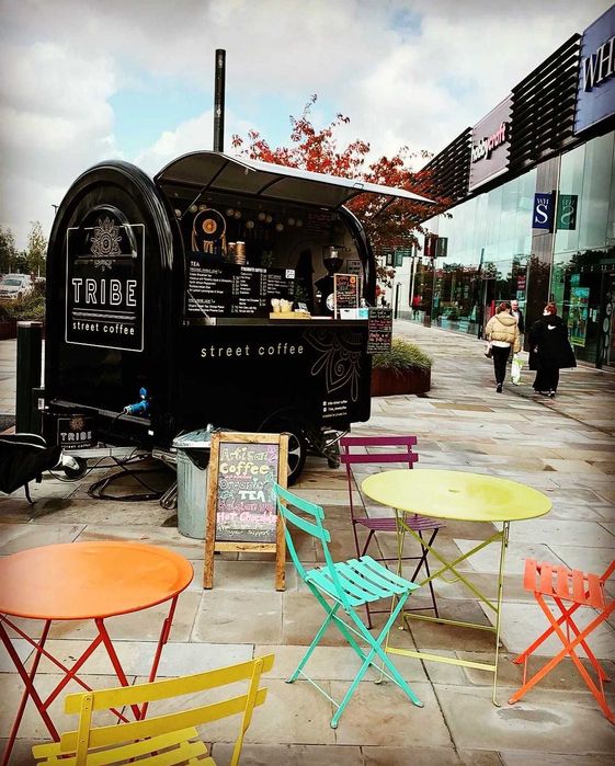 Trailer customizat pentru evenimente