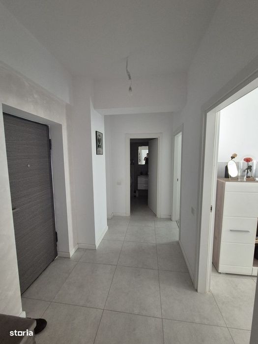 Apartament 2 camere aproape de metrou !